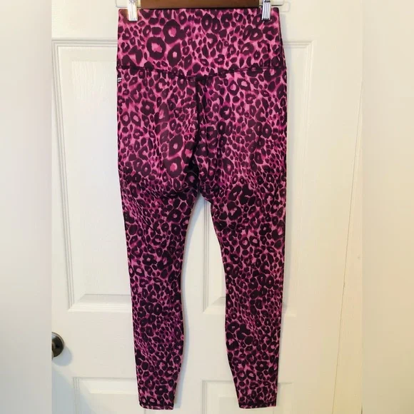 Fabletics high waisted mesh power form legging (XS/2-4) - Picture 6 of 8